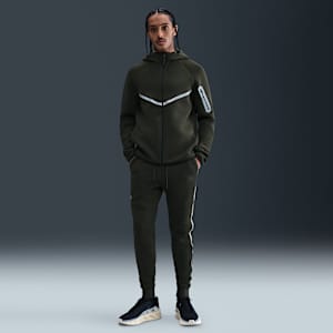 Nike Tech Men's Fleece Joggers with Reflective Accents. Nike.com